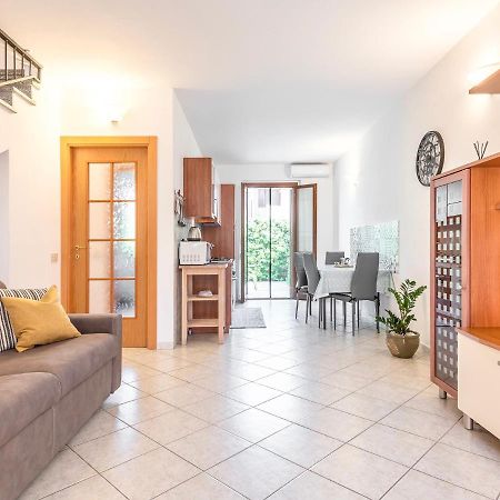 A Casa Di Luca Villa Pula Luaran gambar